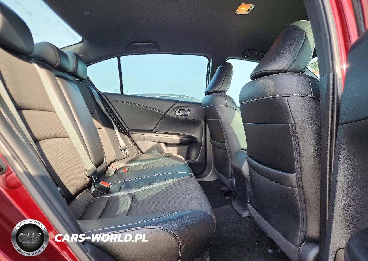 2016 Honda Accord Sport VIN:1HGCR2F56GA042745 - 10