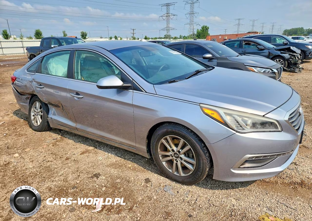 2015 Hyundai Sonata Se VIN:5NPE24AF3FH246899 - 4