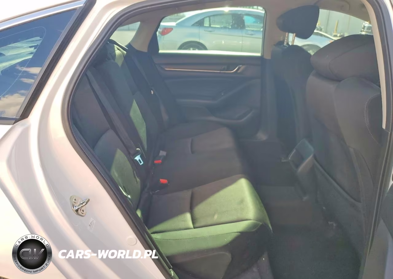2018 Honda Accord Hybrid VIN:1HGCV3F11JA003826 - 10