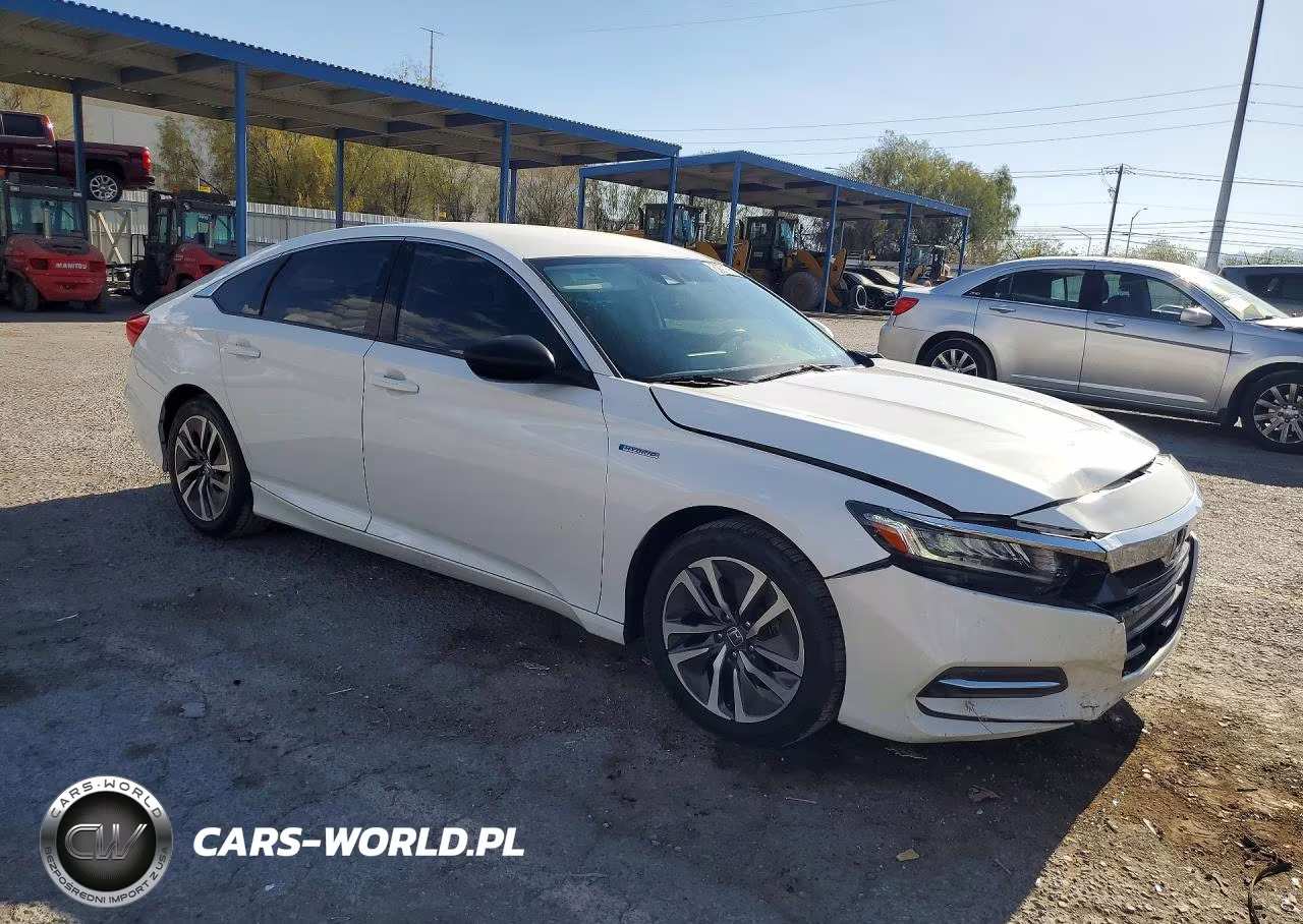 2018 Honda Accord Hybrid VIN:1HGCV3F11JA003826 - 4