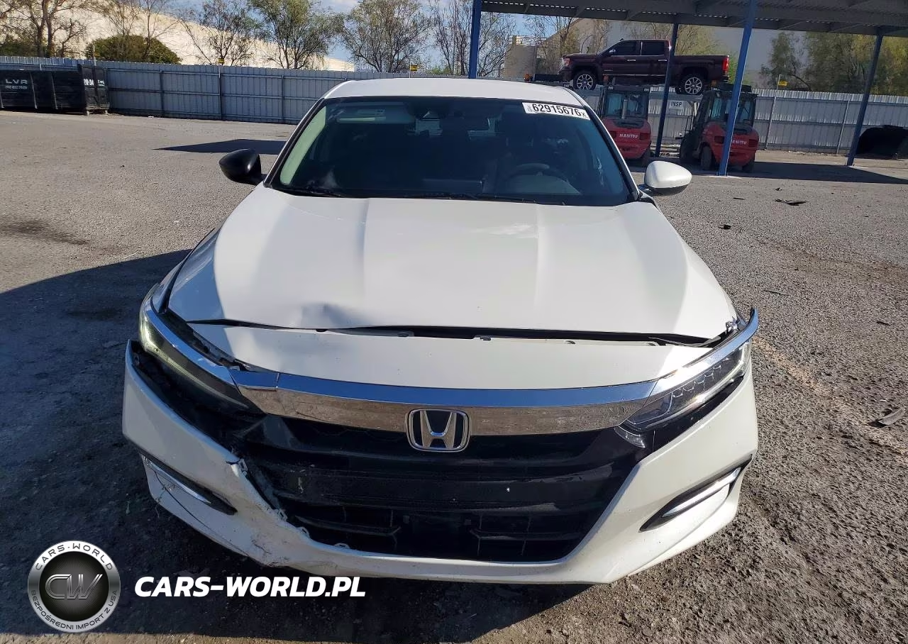 2018 Honda Accord Hybrid VIN:1HGCV3F11JA003826 - 5