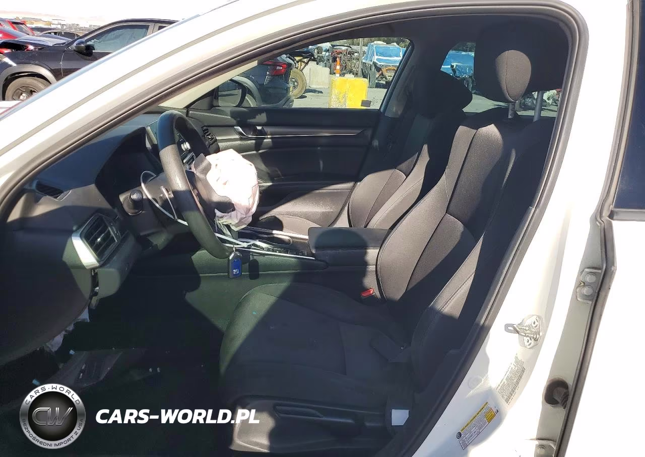 2018 Honda Accord Hybrid VIN:1HGCV3F11JA003826 - 7