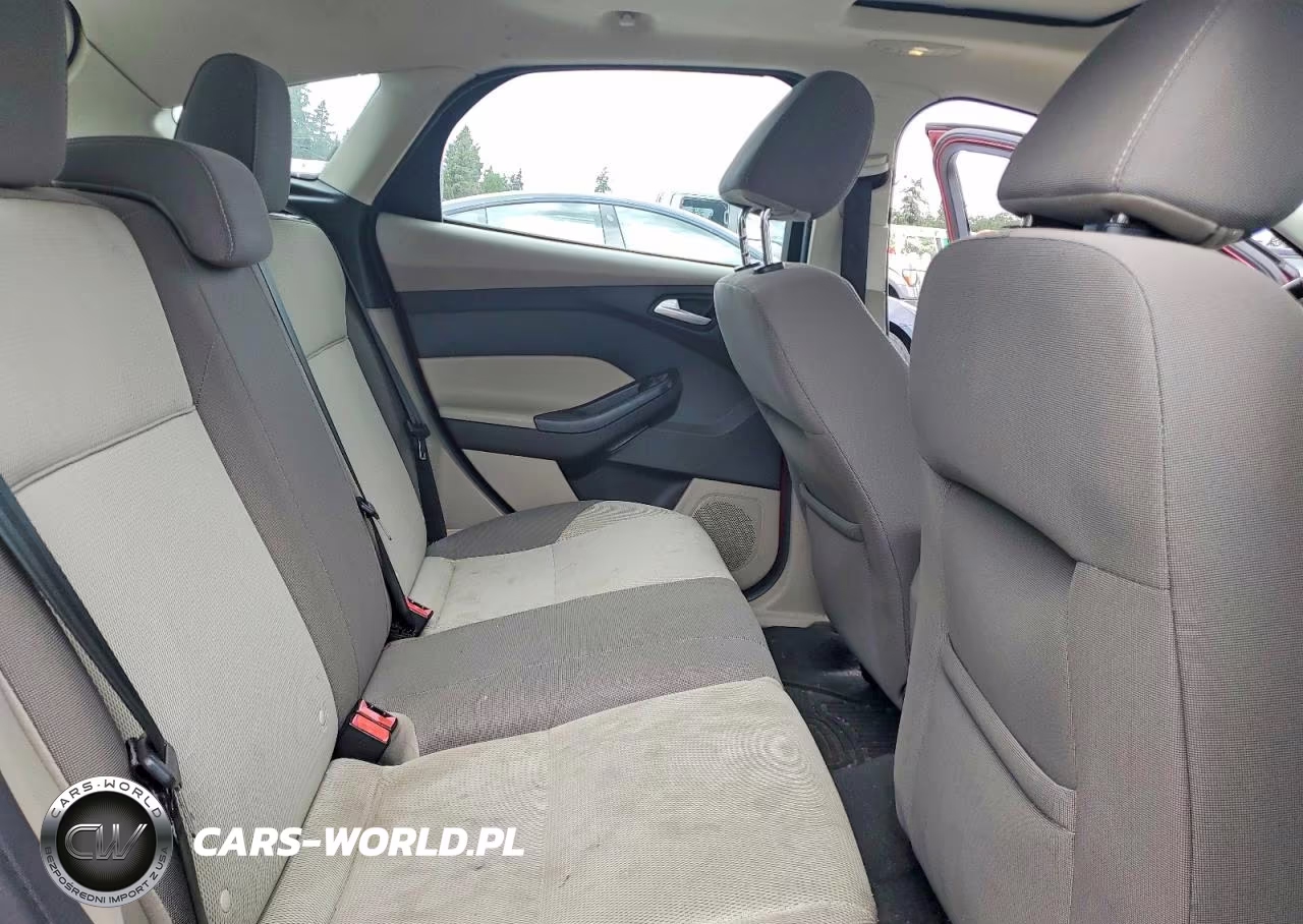 2014 Ford Focus Se VIN:1FADP3K27EL144704 - 10