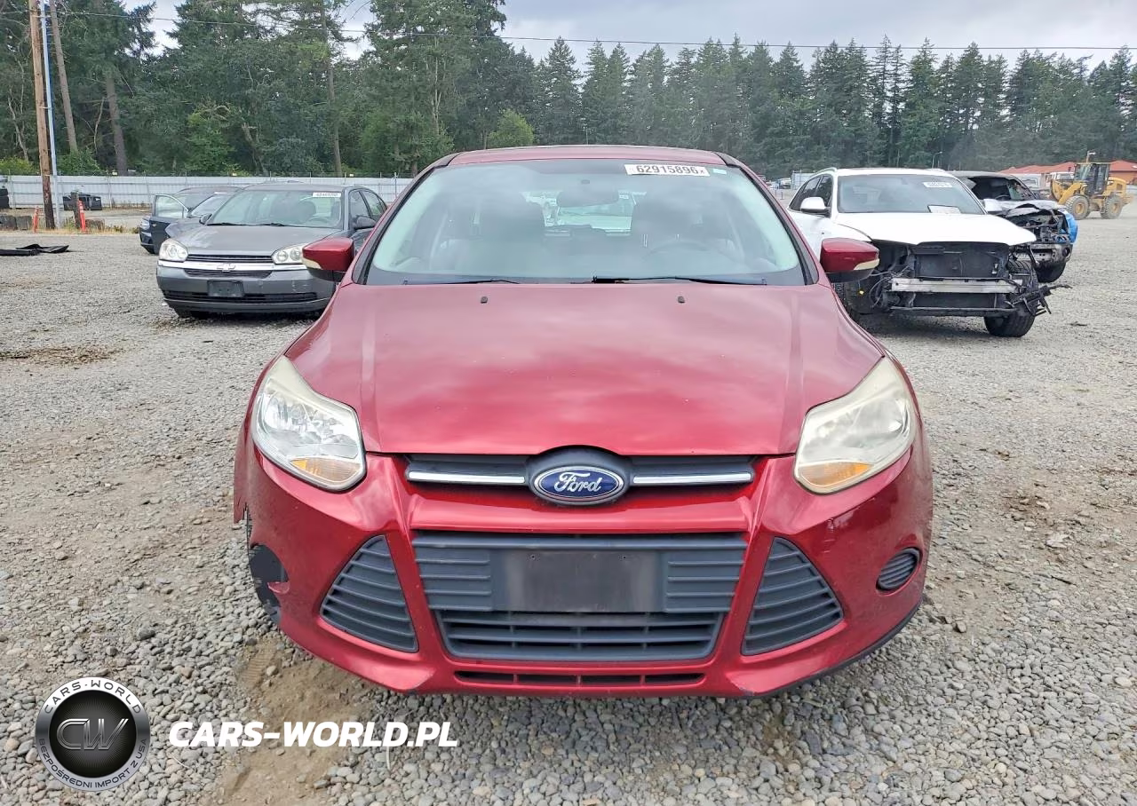 2014 Ford Focus Se VIN:1FADP3K27EL144704 - 5
