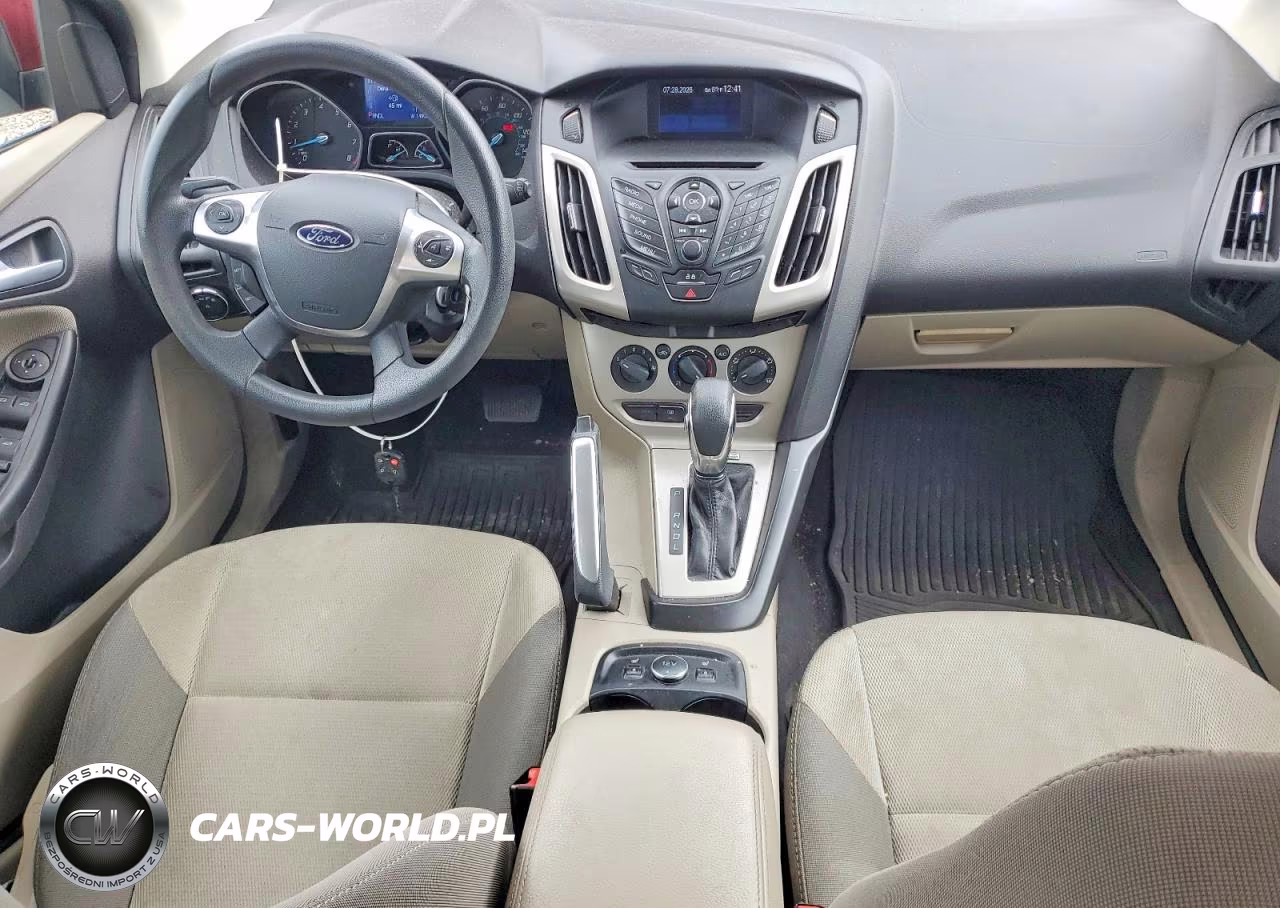 2014 Ford Focus Se VIN:1FADP3K27EL144704 - 8