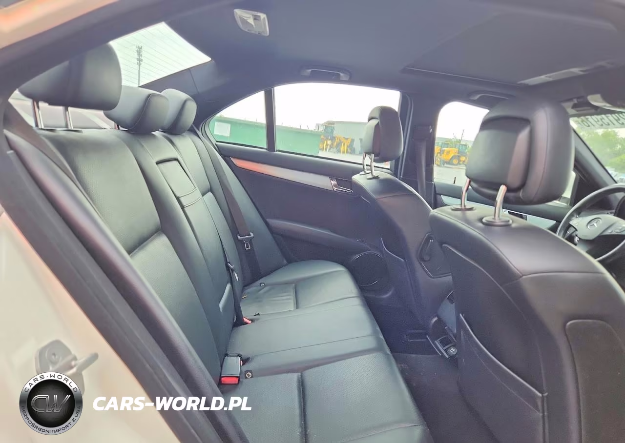 2008 Mercedes-Benz C 300 VIN:WDDGF54X48R025000 - 10