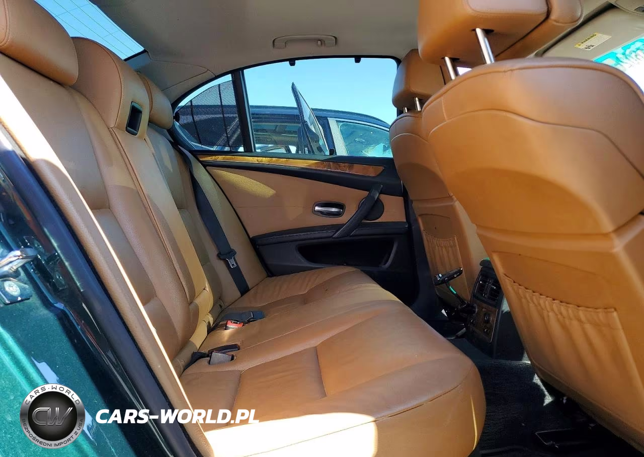 2008 BMW 535 Xi VIN:WBANV93568CZ70414 - 10