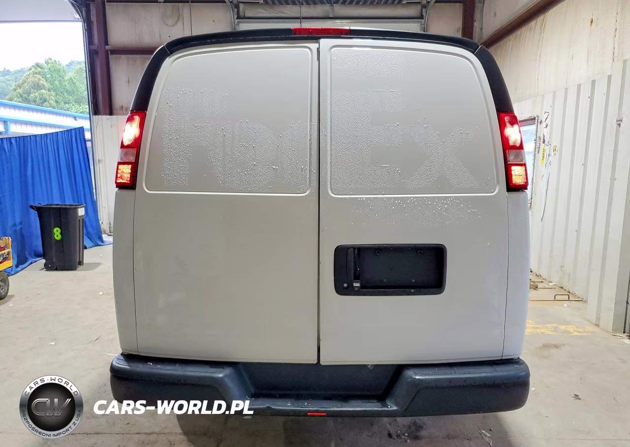 2019 Chevrolet Express 2500 Cargo Delivery Van VIN:1GCWGAF18K1370105 - 6