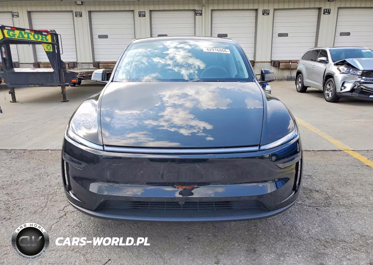 2026 Tesla Model Y VIN:7SAYGDED8TF420809 - 5