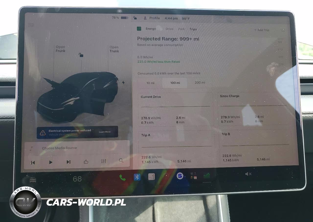 2026 Tesla Model Y VIN:7SAYGDED8TF420809 - 9