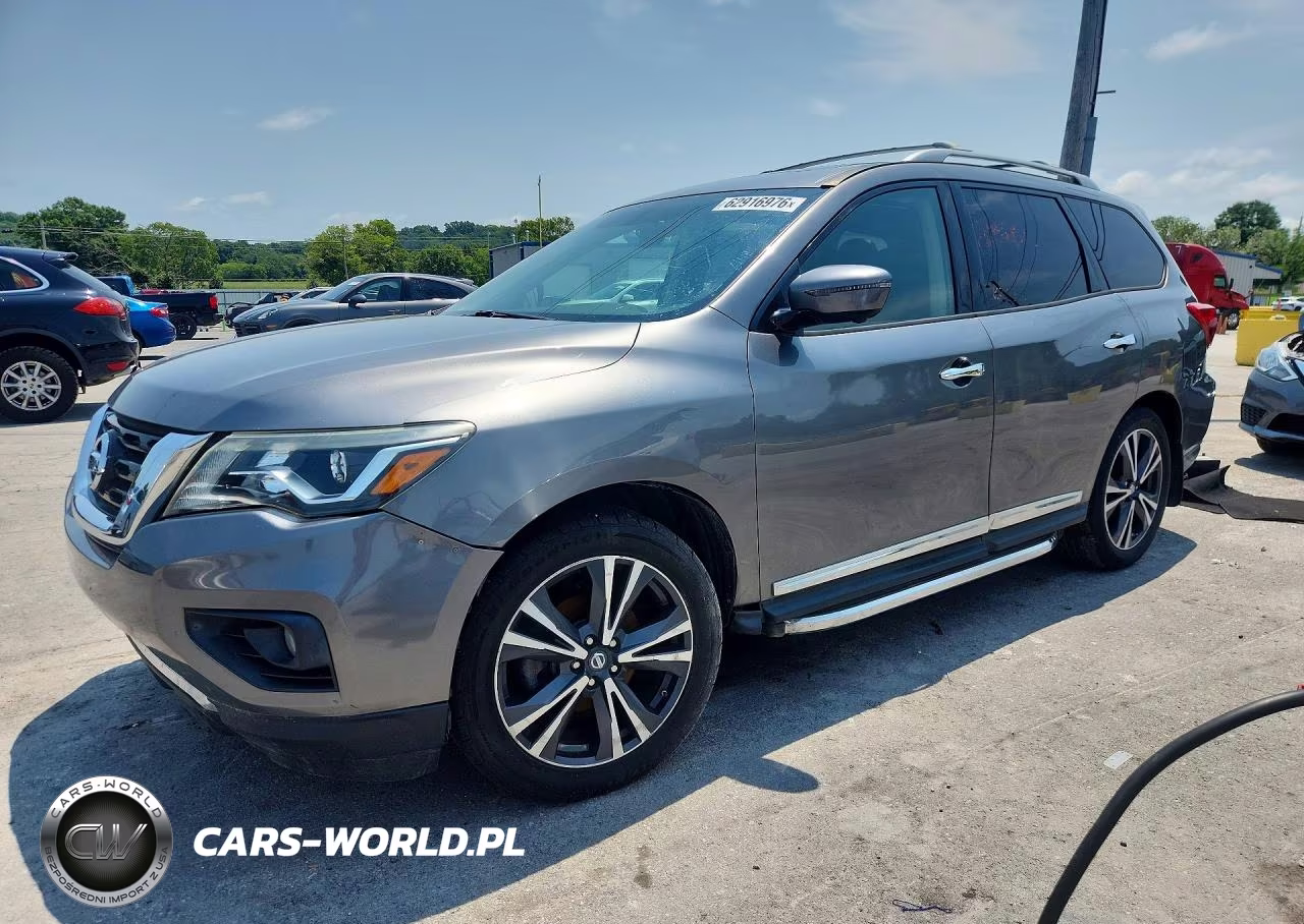 2018 Nissan Pathfinder Platinum – zdjęcie 1 z 13