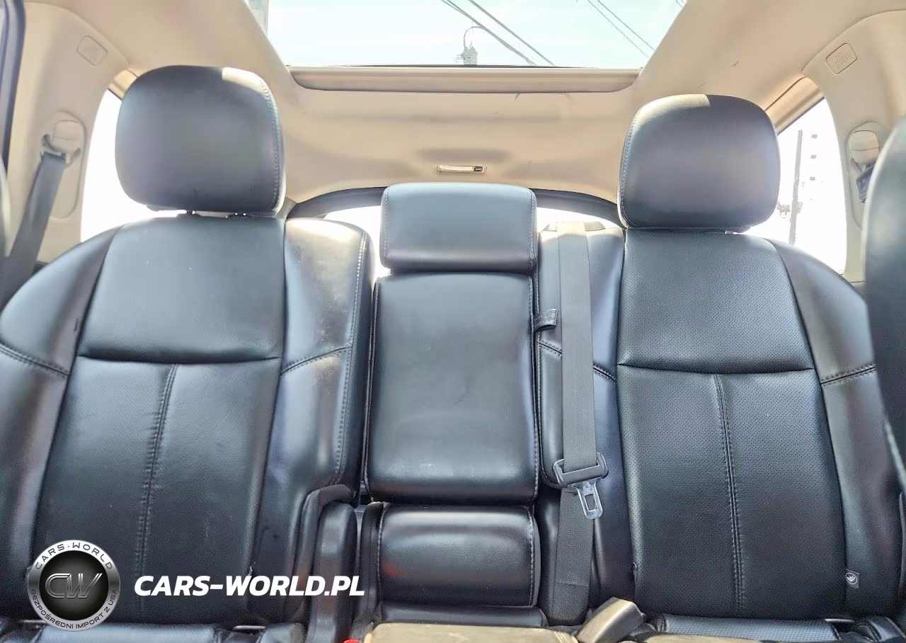 2018 Nissan Pathfinder Platinum VIN:5N1DR2MN4JC611184 - 10