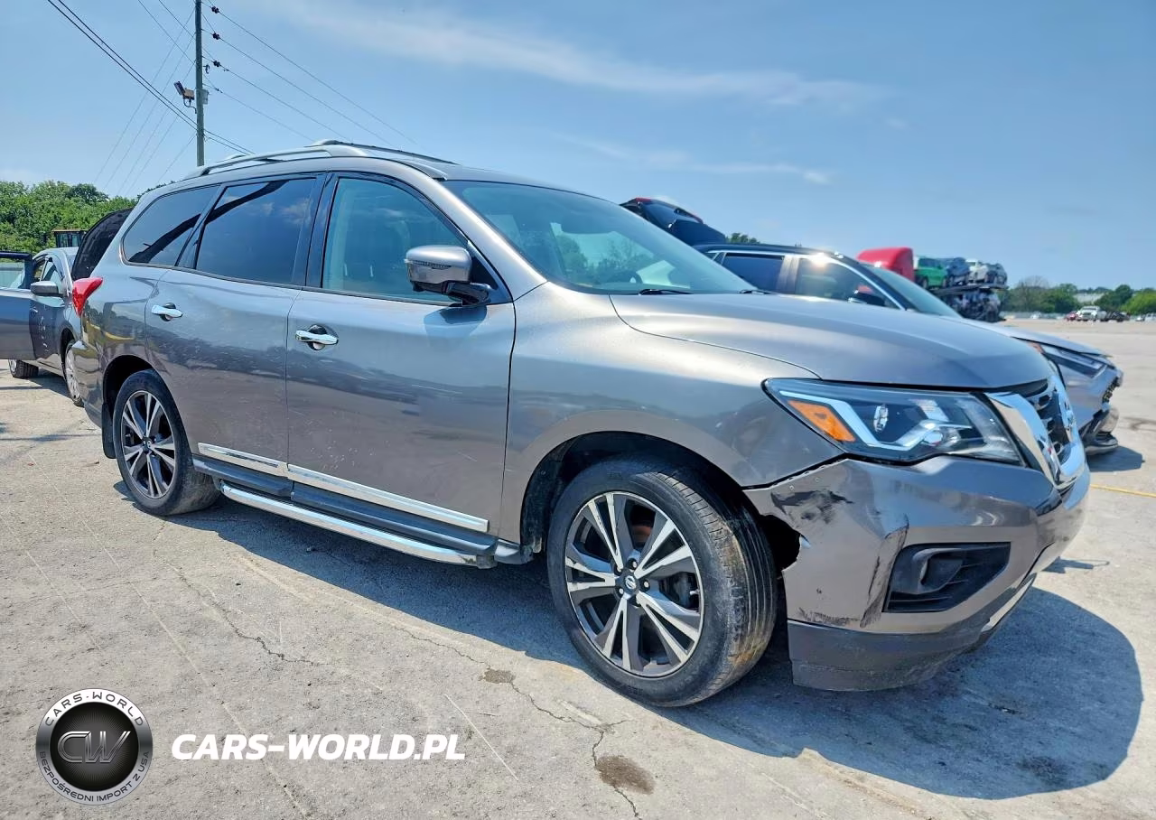 2018 Nissan Pathfinder Platinum VIN:5N1DR2MN4JC611184 - 4
