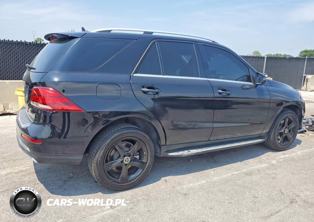 2017 Mercedes-Benz Gle 350 VIN:4JGDA5JB9HA984813 - 3