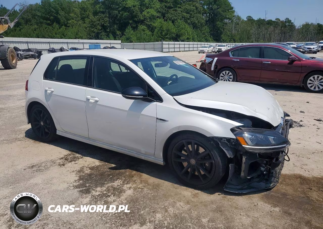 2017 Volkswagen Golf R VIN:WVWVF7AU9HW020349 - 4