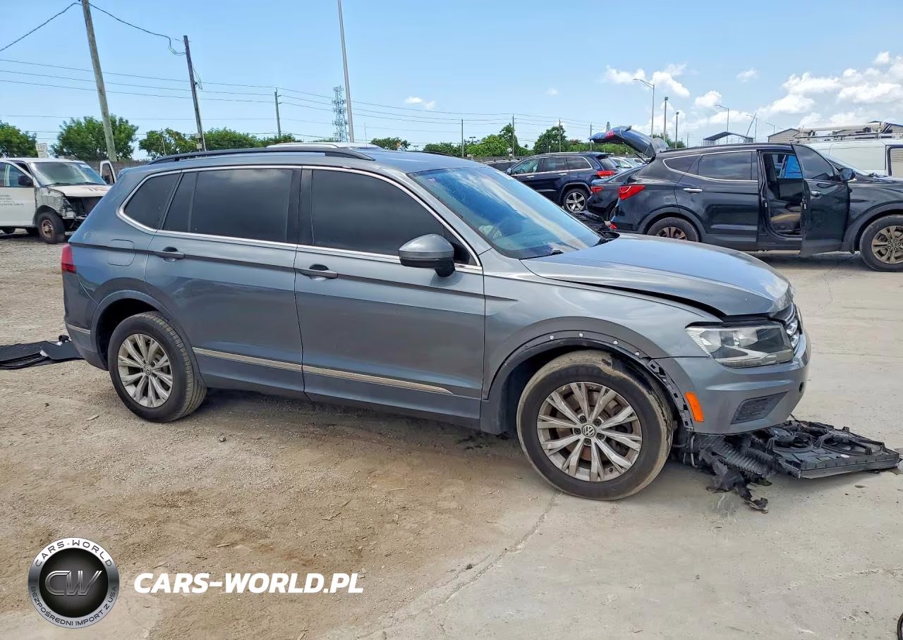 2018 Volkswagen Tiguan Se VIN:3VV3B7AX1JM090593 - 4