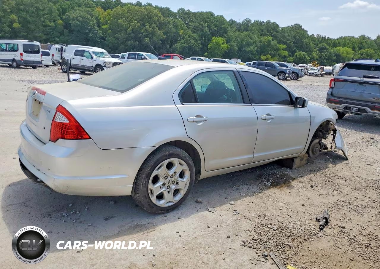 2011 Ford Fusion Se VIN:3FAHP0HA8BR185306 - 3