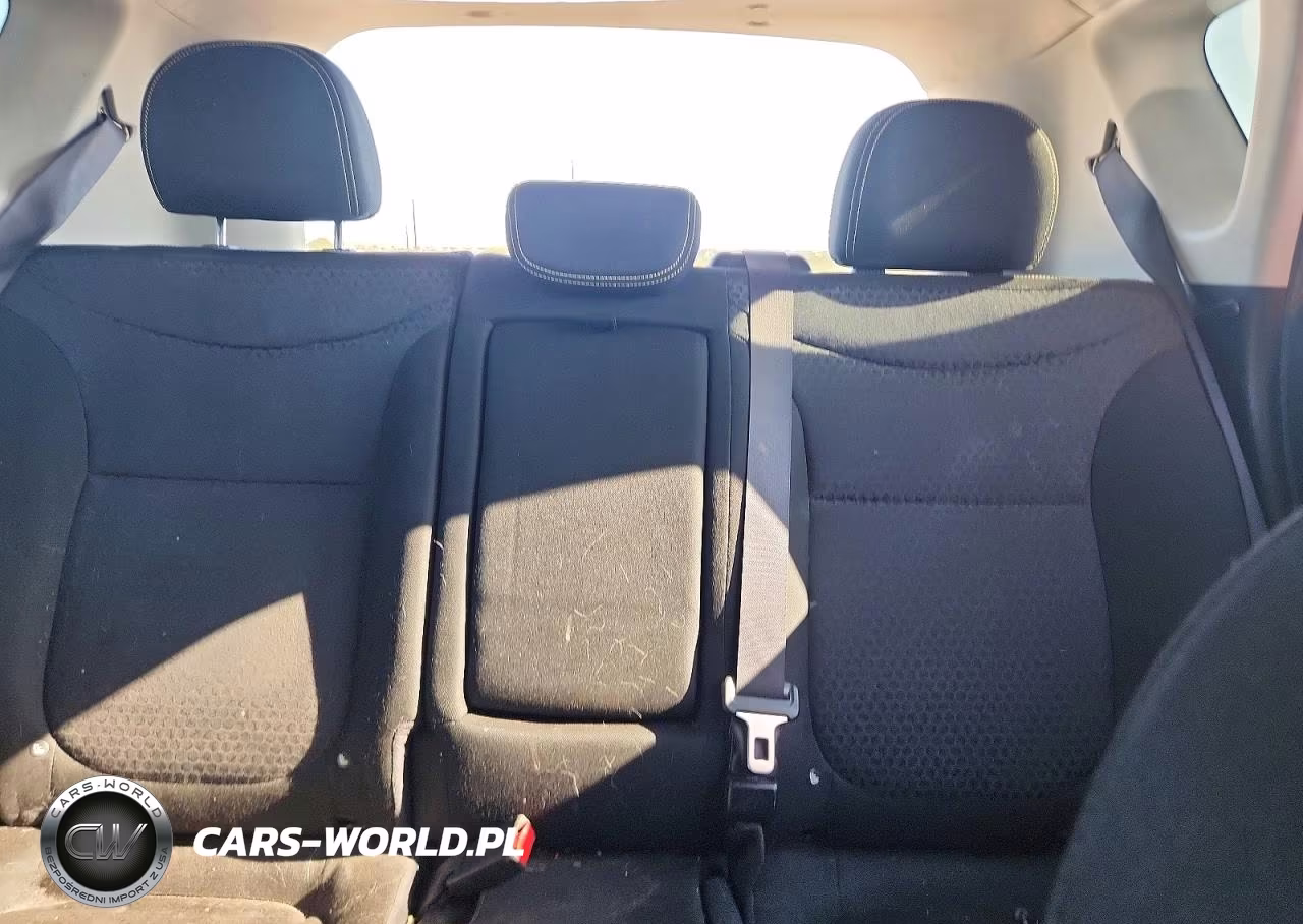 2015 Kia Soul + VIN:KNDJP3A50F7788385 - 10