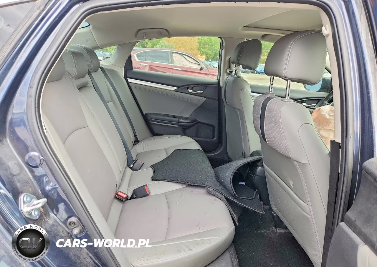 2018 Honda Civic Touring VIN:JHMFC1F92JX039788 - 10
