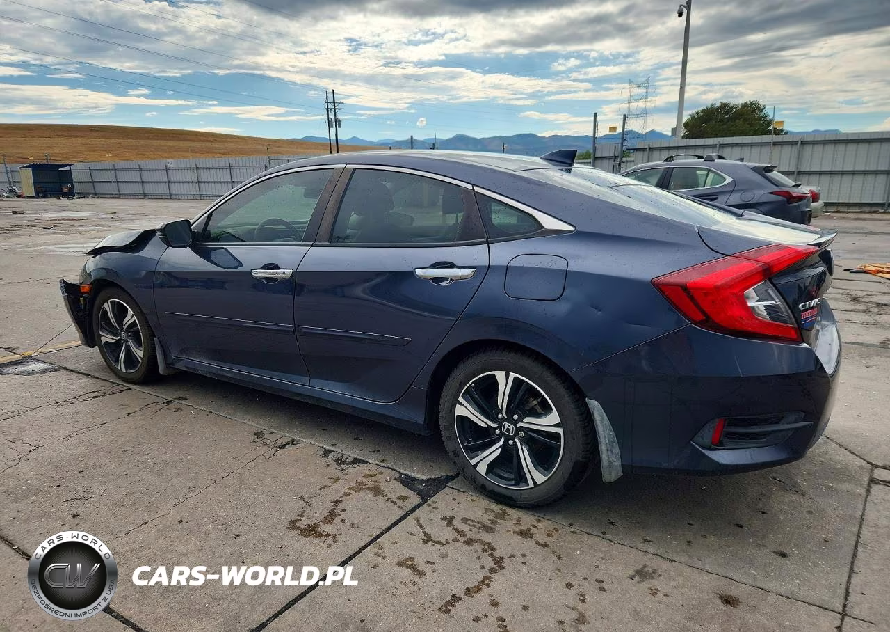 2018 Honda Civic Touring VIN:JHMFC1F92JX039788 - 2