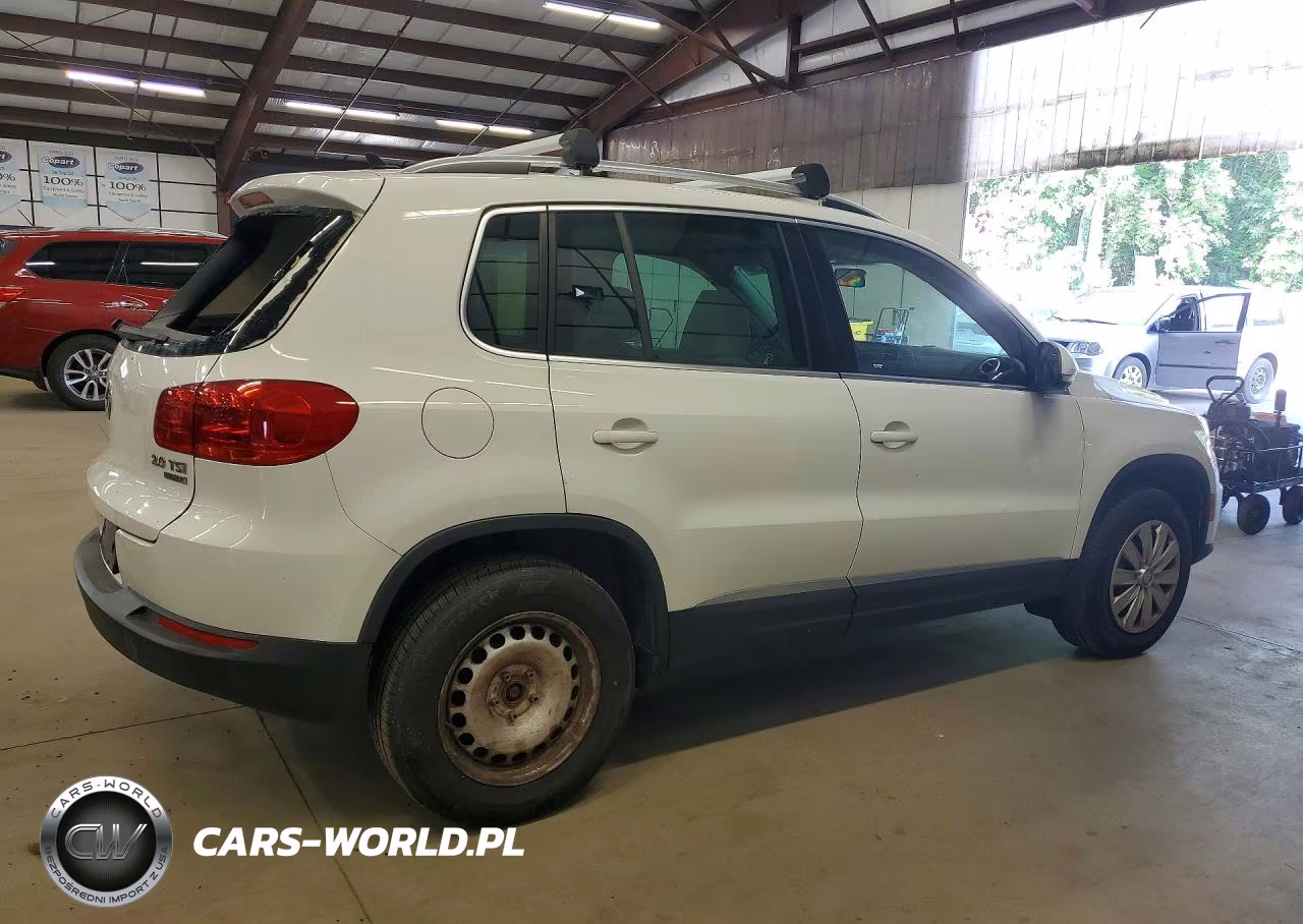 2012 Volkswagen Tiguan S VIN:WVGBV7AX2CW607397 - 3