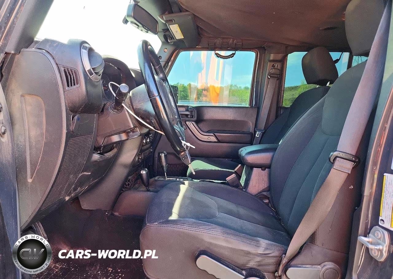 2017 Jeep Wrangler Unlimited Sport VIN:1C4BJWDG0HL539311 - 7