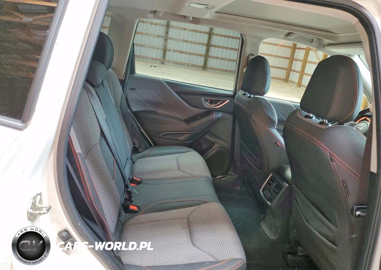 2021 Subaru Forester Sport VIN:JF2SKALC1MH459223 - 11