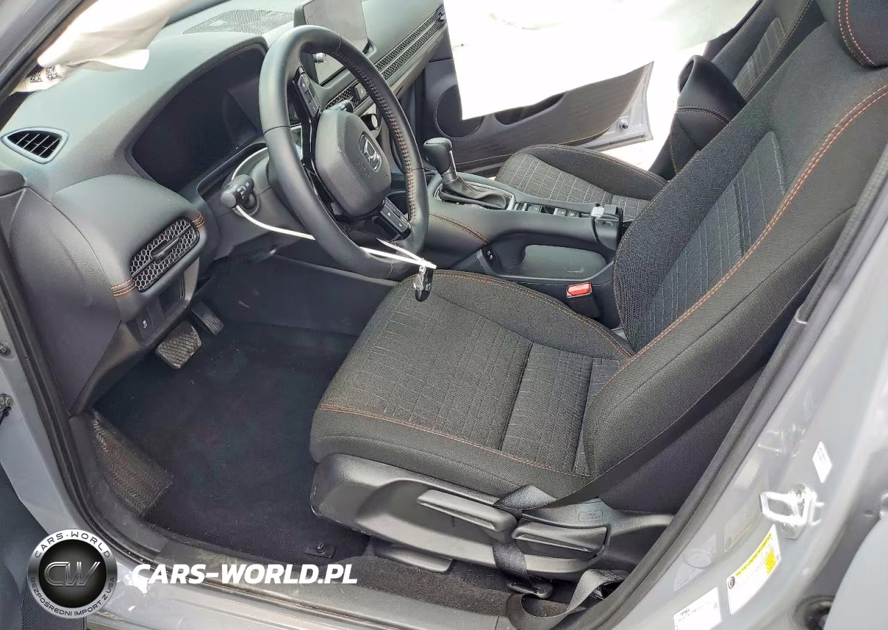 2026 Honda Hr-V Sport VIN:3CZRZ1H56TM718991 - 7