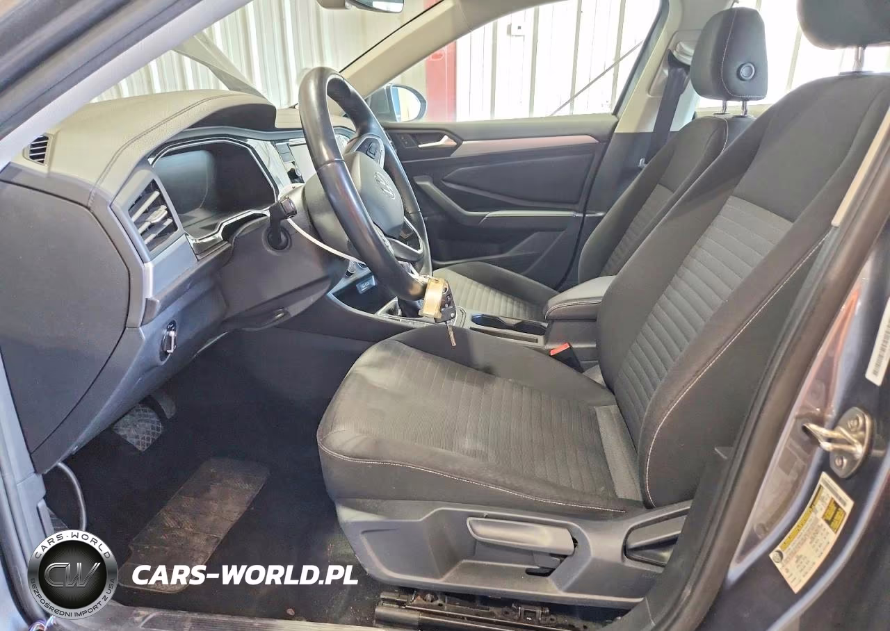 2024 Volkswagen Jetta S VIN:3VW5M7BU5RM043520 - 7