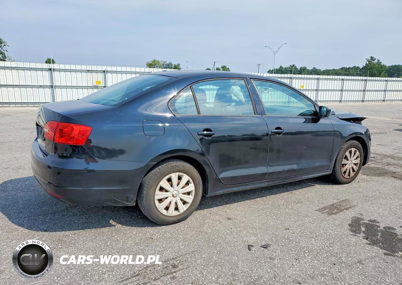 2013 Volkswagen Jetta Base VIN:3VW2K7AJXDM305752 - 3