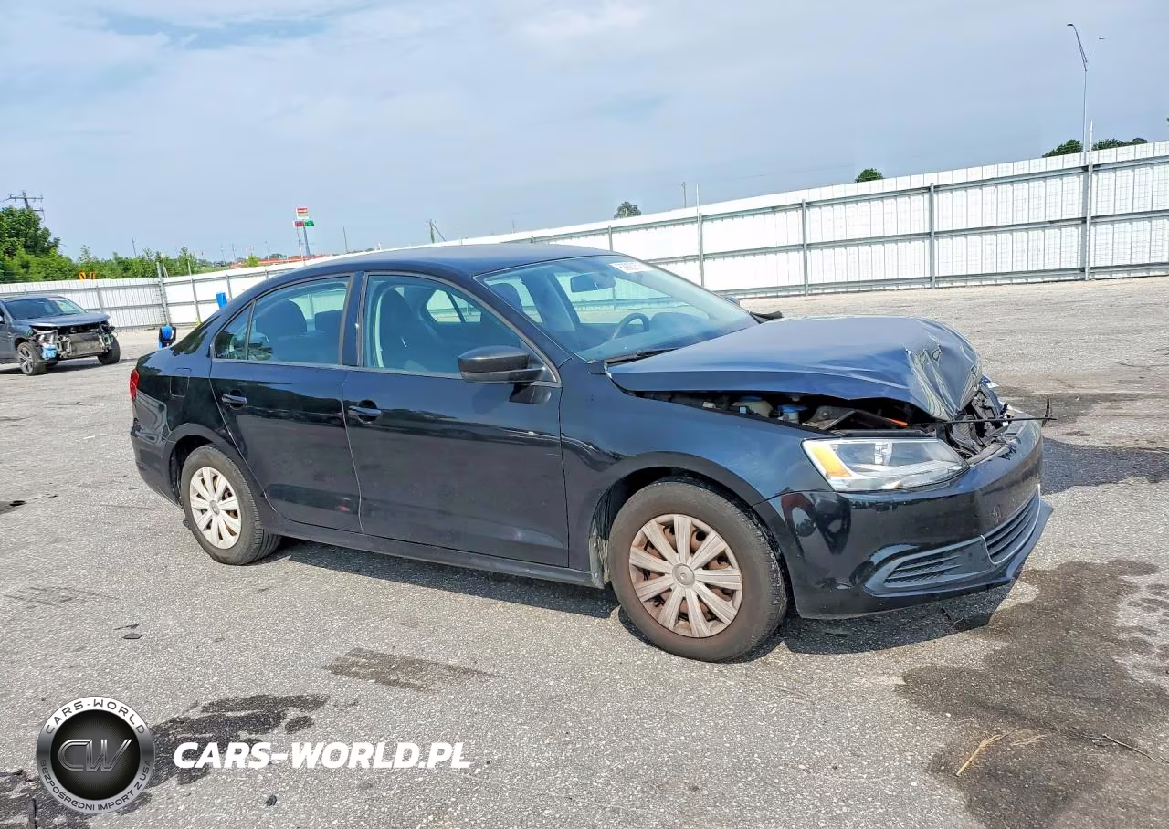 2013 Volkswagen Jetta Base VIN:3VW2K7AJXDM305752 - 4