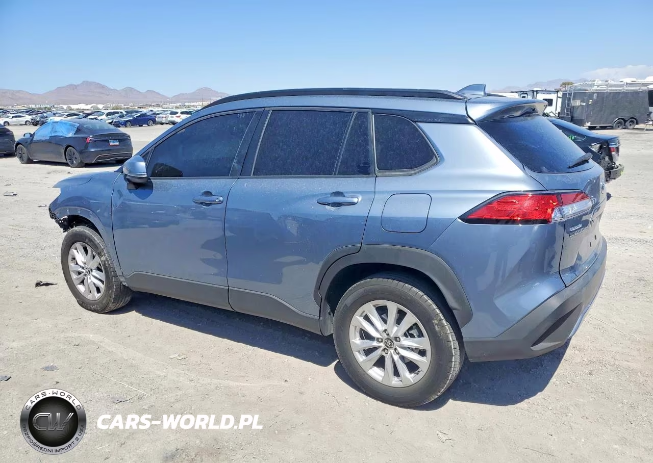 2023 Toyota Corolla Cross Le VIN:7MUCAAAG5PV052572 - 2