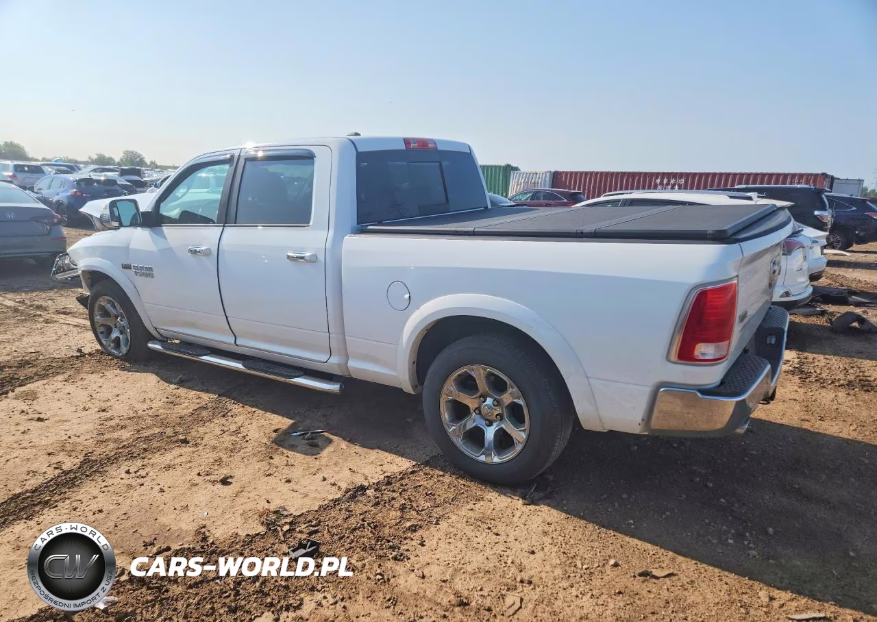 2016 Ram 1500 Laramie VIN:1C6RR7VT8GS327339 - 2