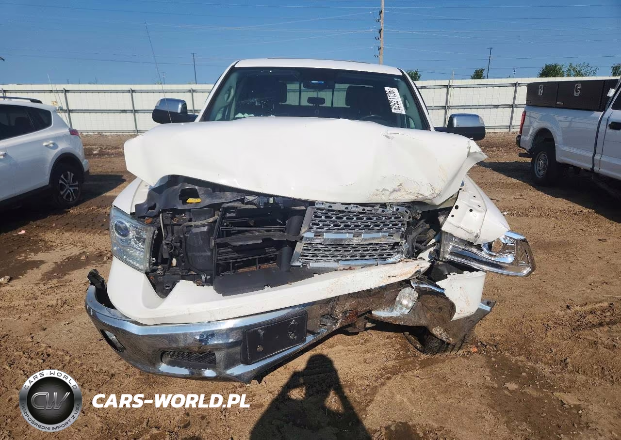 2016 Ram 1500 Laramie VIN:1C6RR7VT8GS327339 - 5