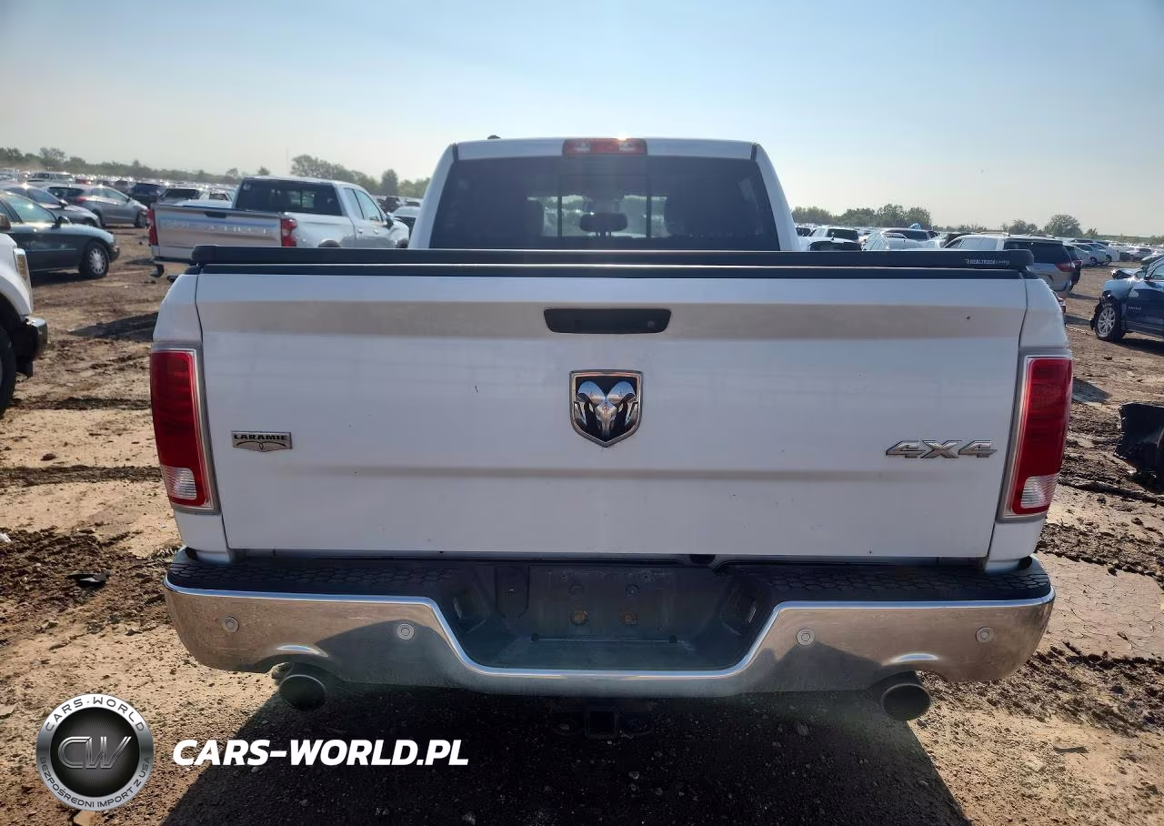 2016 Ram 1500 Laramie VIN:1C6RR7VT8GS327339 - 6