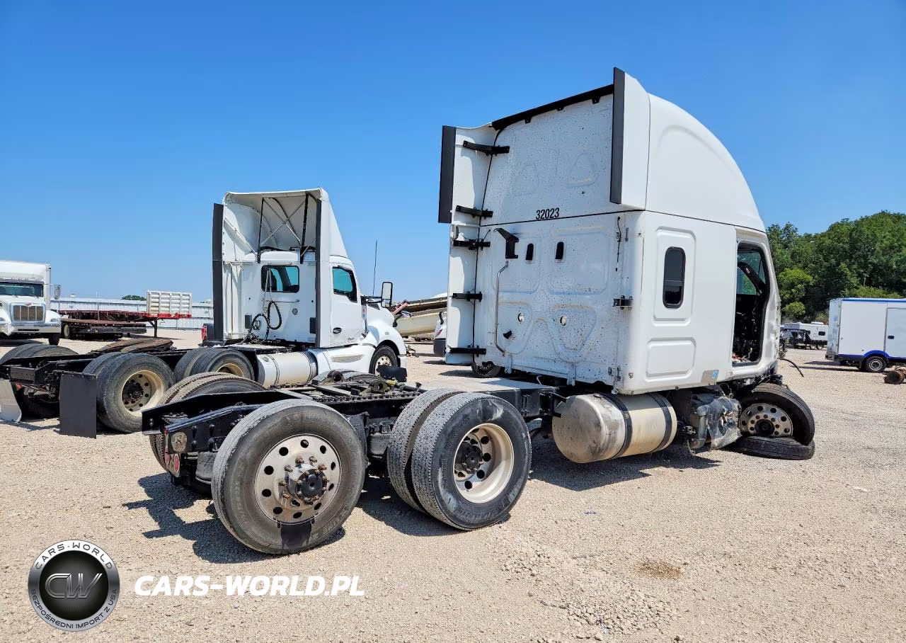 2022 Freightliner Cascadia 116 Truck Cab And Chassis VIN:3AKJHPDV3NSNH9687 - 3