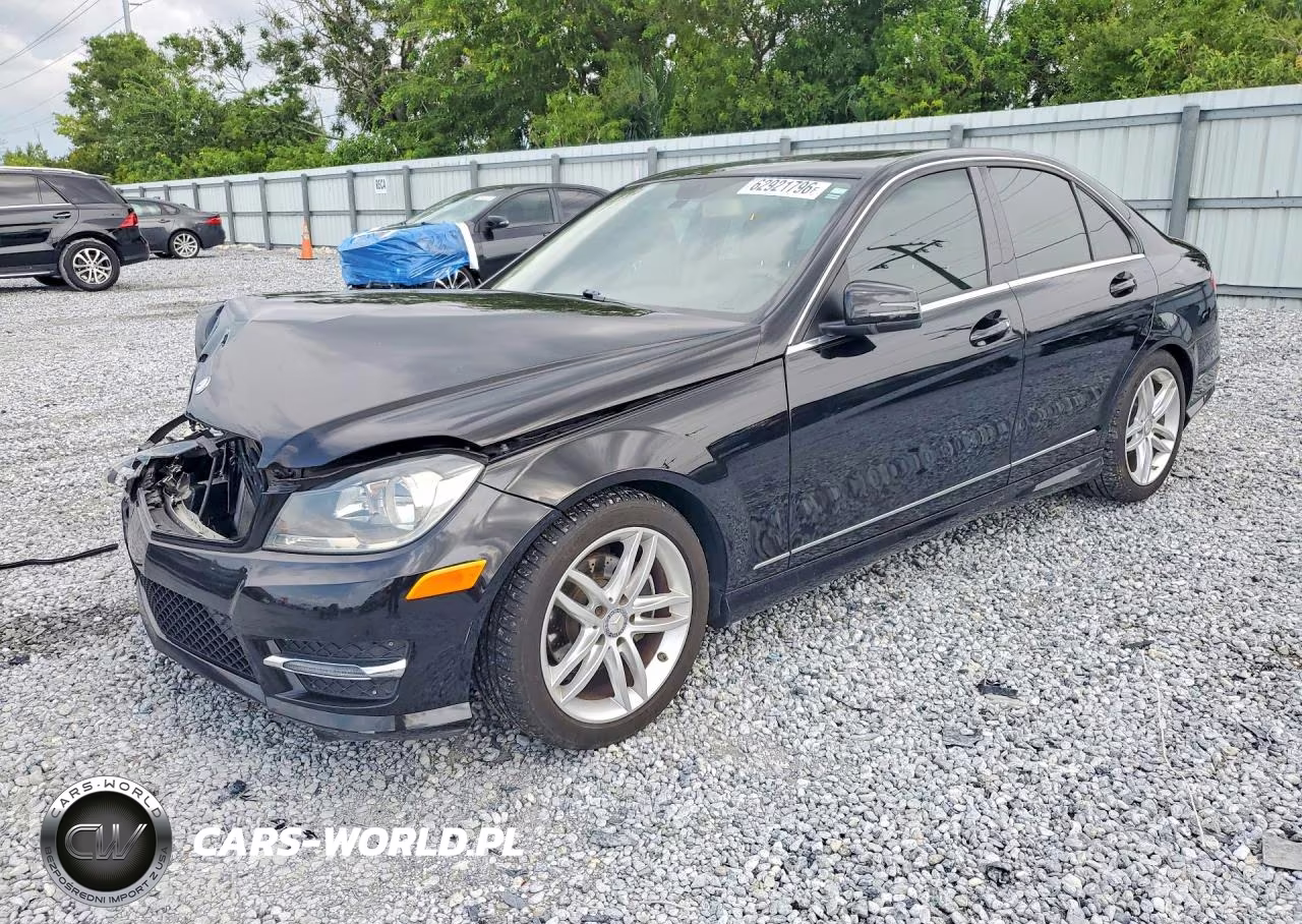 2014 Mercedes-Benz C 250 – zdjęcie 1 z 13