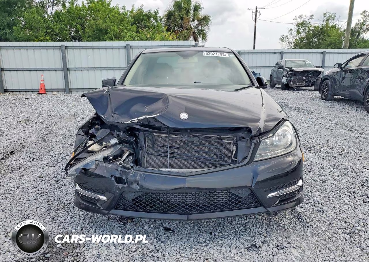 2014 Mercedes-Benz C 250 VIN:WDDGF4HB5EG233709 - 5