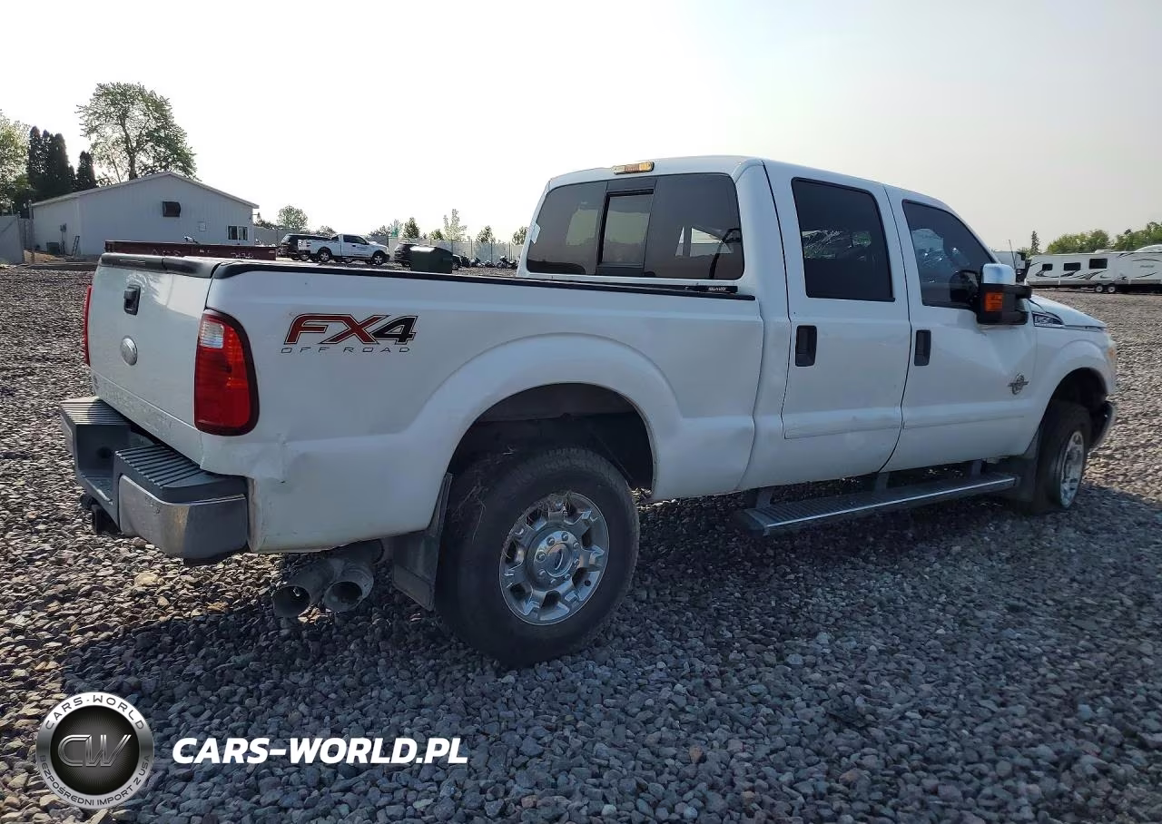 2012 Ford F250 Super Duty VIN:1FT7W2BT8CEB37677 - 3
