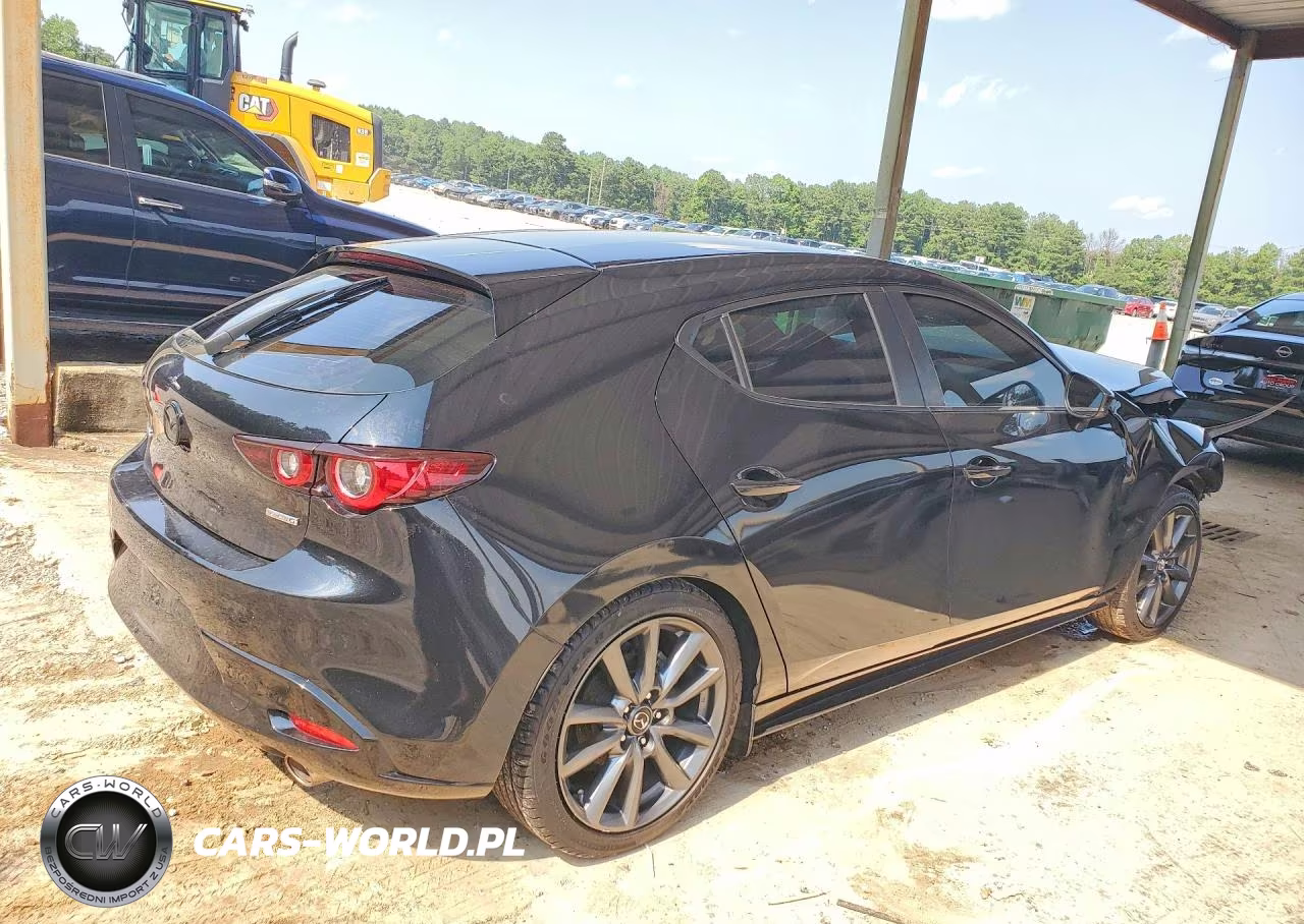 2023 Mazda 3 Preferred VIN:JM1BPALM2P1604534 - 3