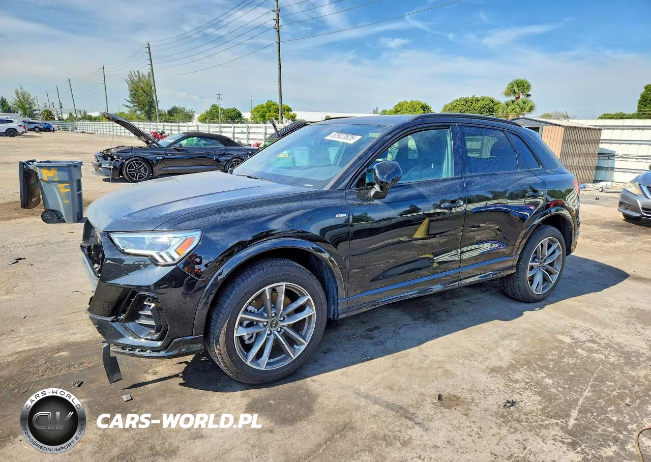 2025 Audi Q3 Premium S Line 45 VIN:WA1DECF31S1019315 - 1