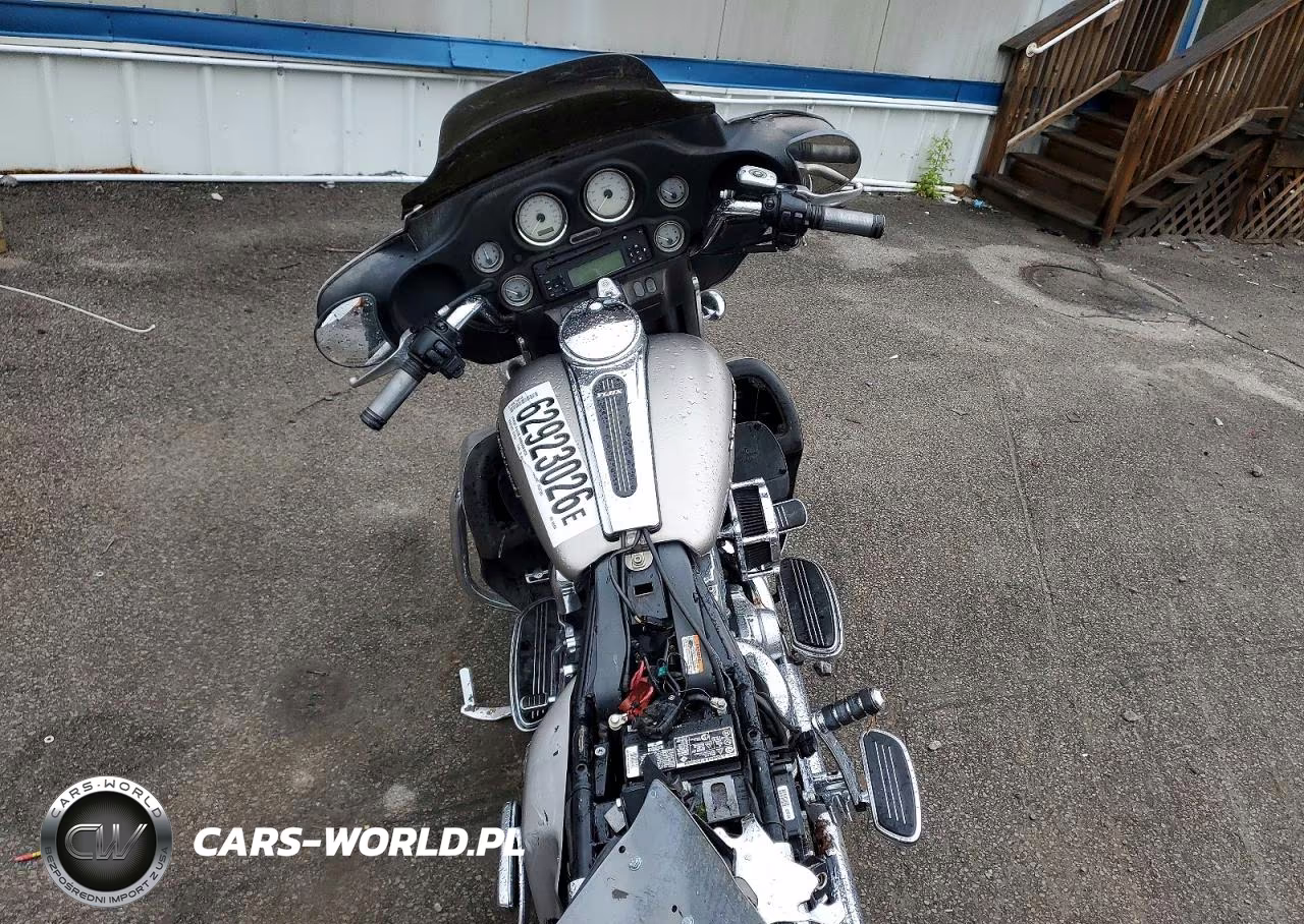 2007 Harley-Davidson Flhx VIN:1HD1KB4137Y650688 - 6