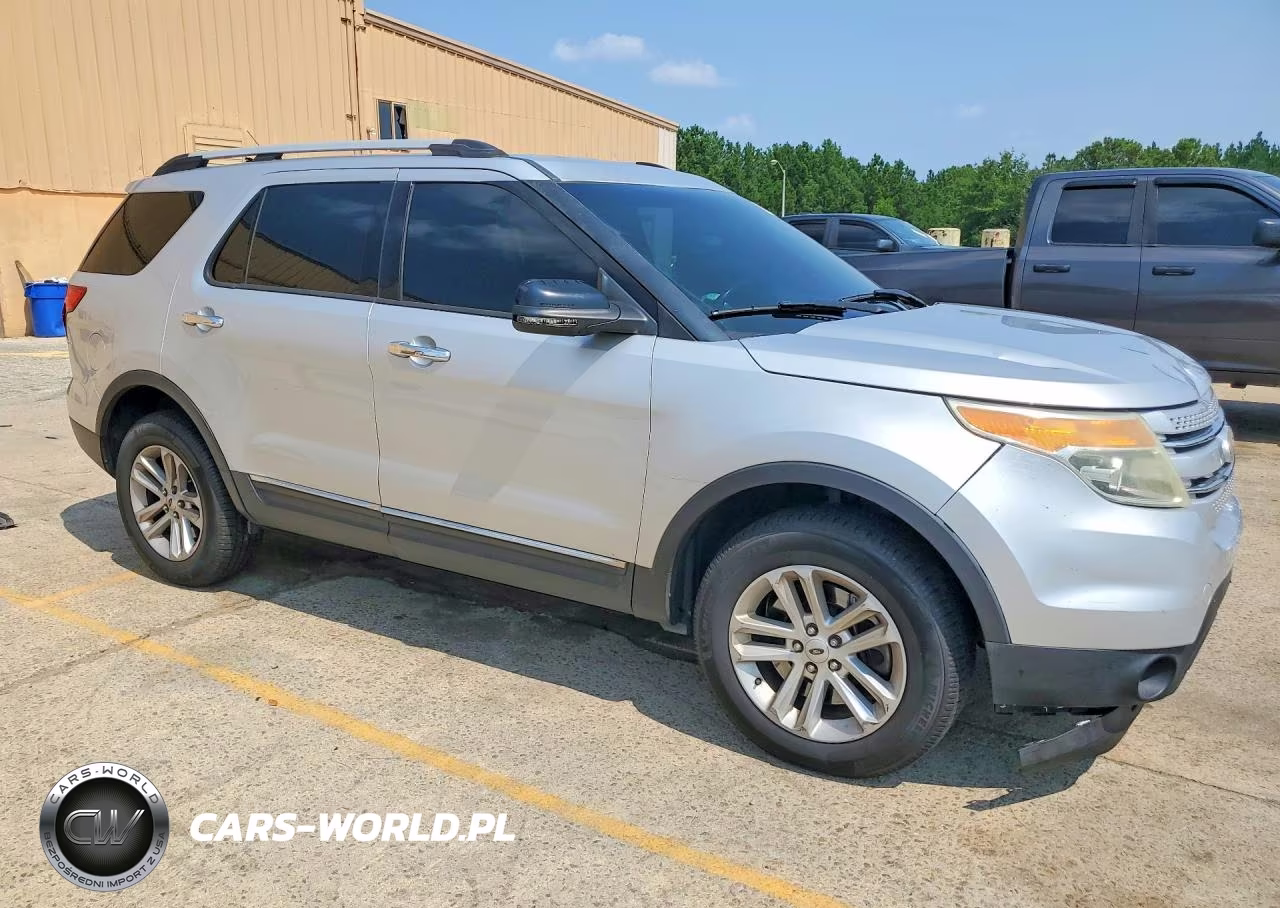 2014 Ford Explorer Xlt VIN:1FM5K8D8XEGC02823 - 4