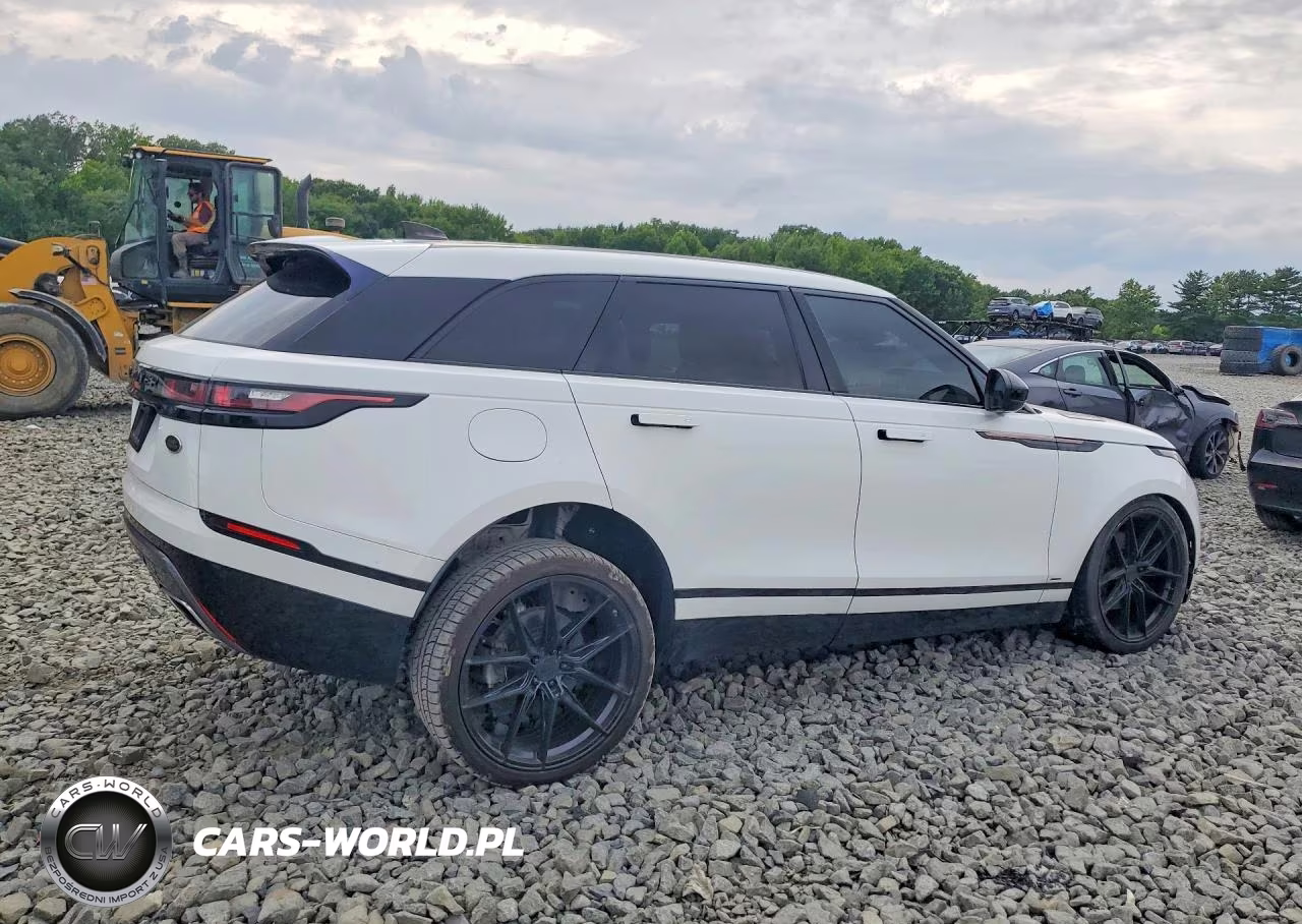 2018 Land Rover Range Rover Velar R-Dynamic Se VIN:SALYL2RV2JA700692 - 3
