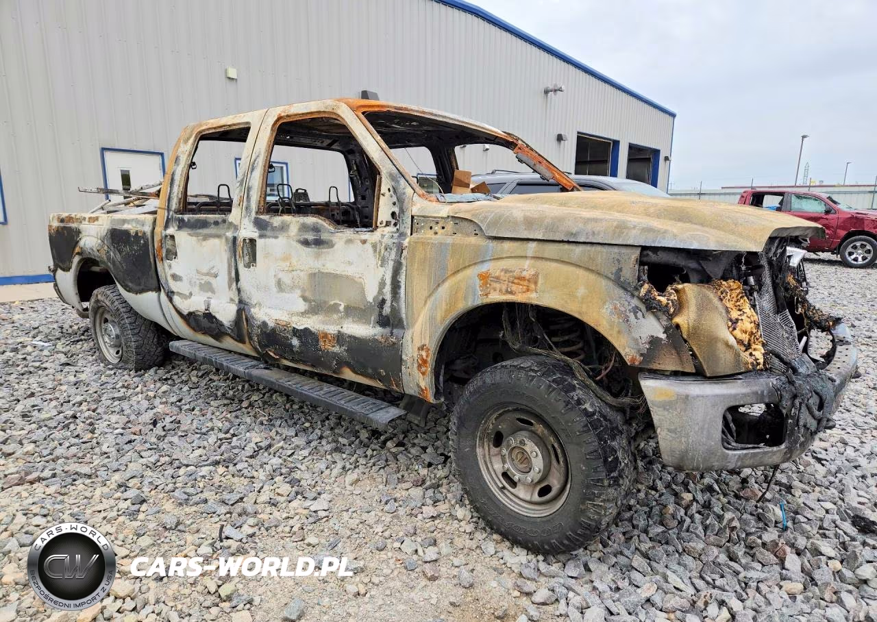 2013 Ford F250 Super Duty VIN:1FT7W2B69DEB52670 - 4