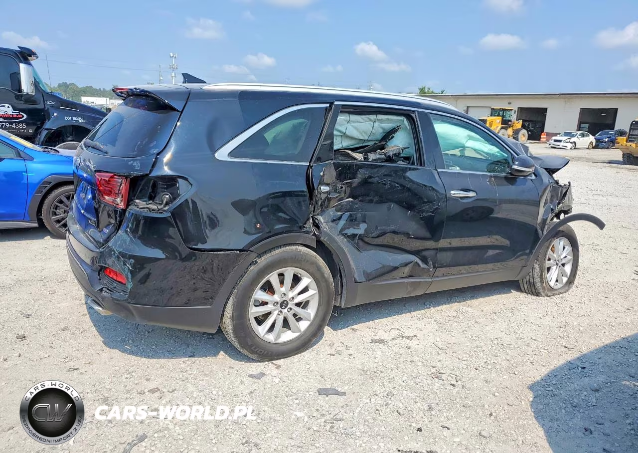 2019 Kia Sorento Lx VIN:5XYPG4A33KG596597 - 3