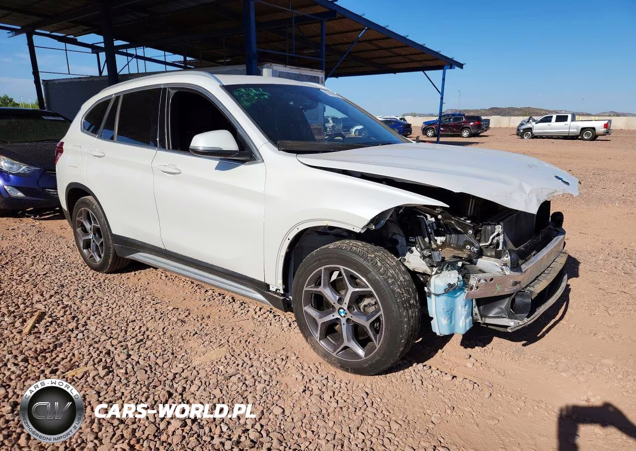 2018 BMW X1 xDrive28I VIN:WBXHT3C37J3H33430 - 4