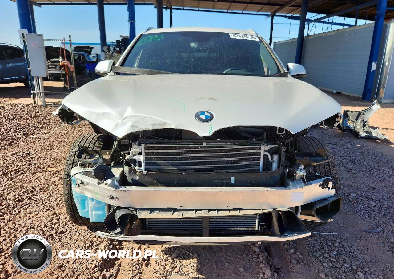 2018 BMW X1 xDrive28I VIN:WBXHT3C37J3H33430 - 5