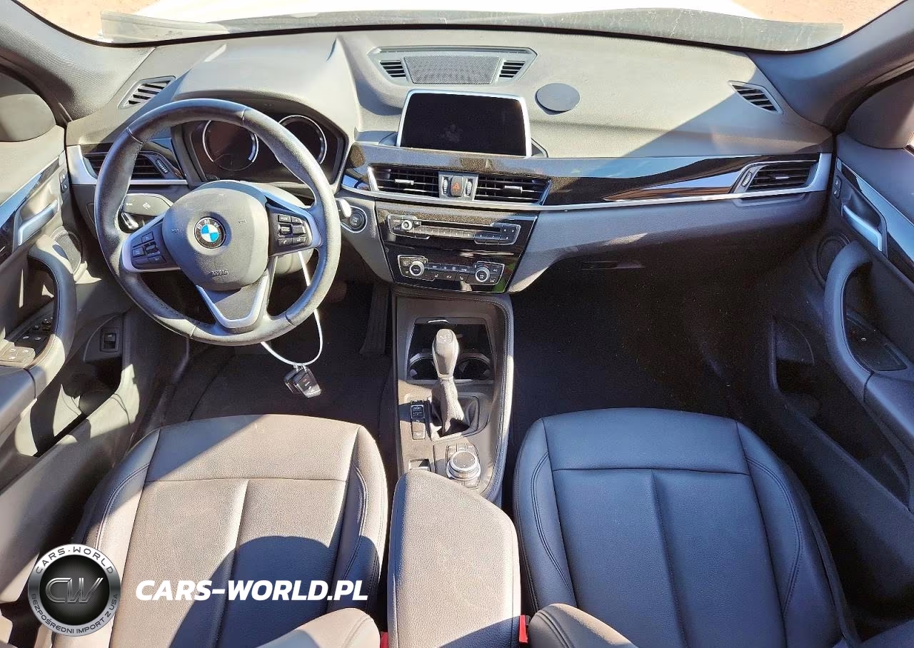 2018 BMW X1 xDrive28I VIN:WBXHT3C37J3H33430 - 8