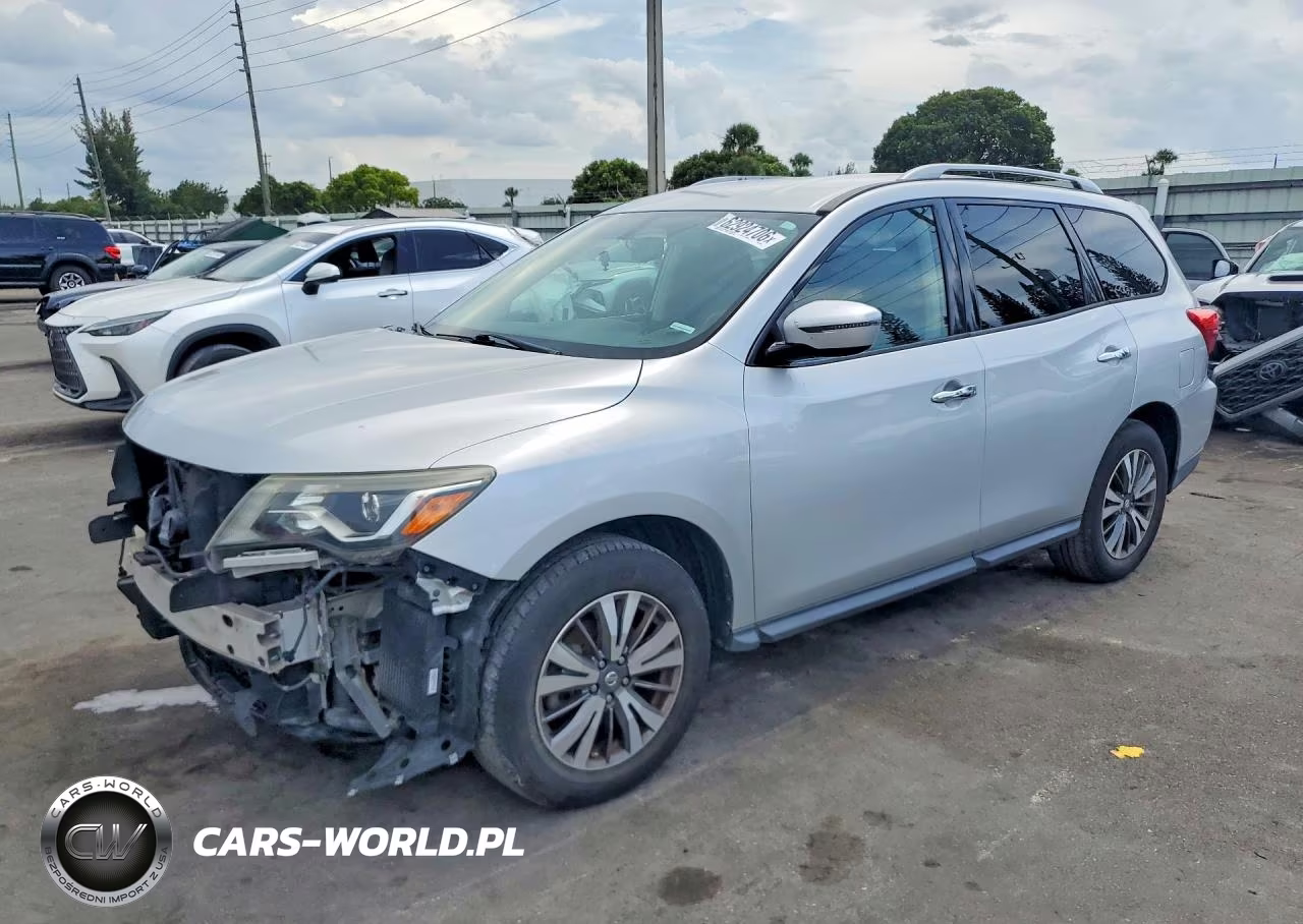 2017 Nissan Pathfinder Sv – zdjęcie 1 z 13